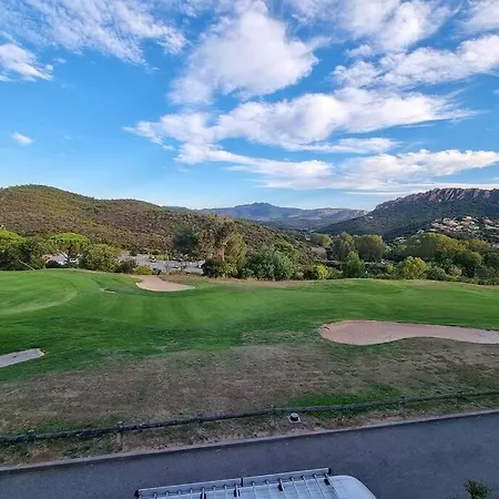 Red Rock Rénové Clim, Parking,wifi Saint-Raphaël